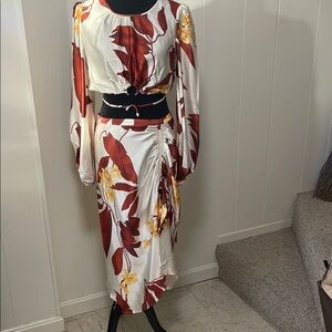 Secret Mission Donna Waist Tie Floral Silk 2 Pc Crop Top and Erin Ruched Skirt